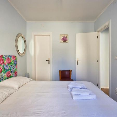 Elegant Riverview Apartment In Historical Lissabon Exterior foto