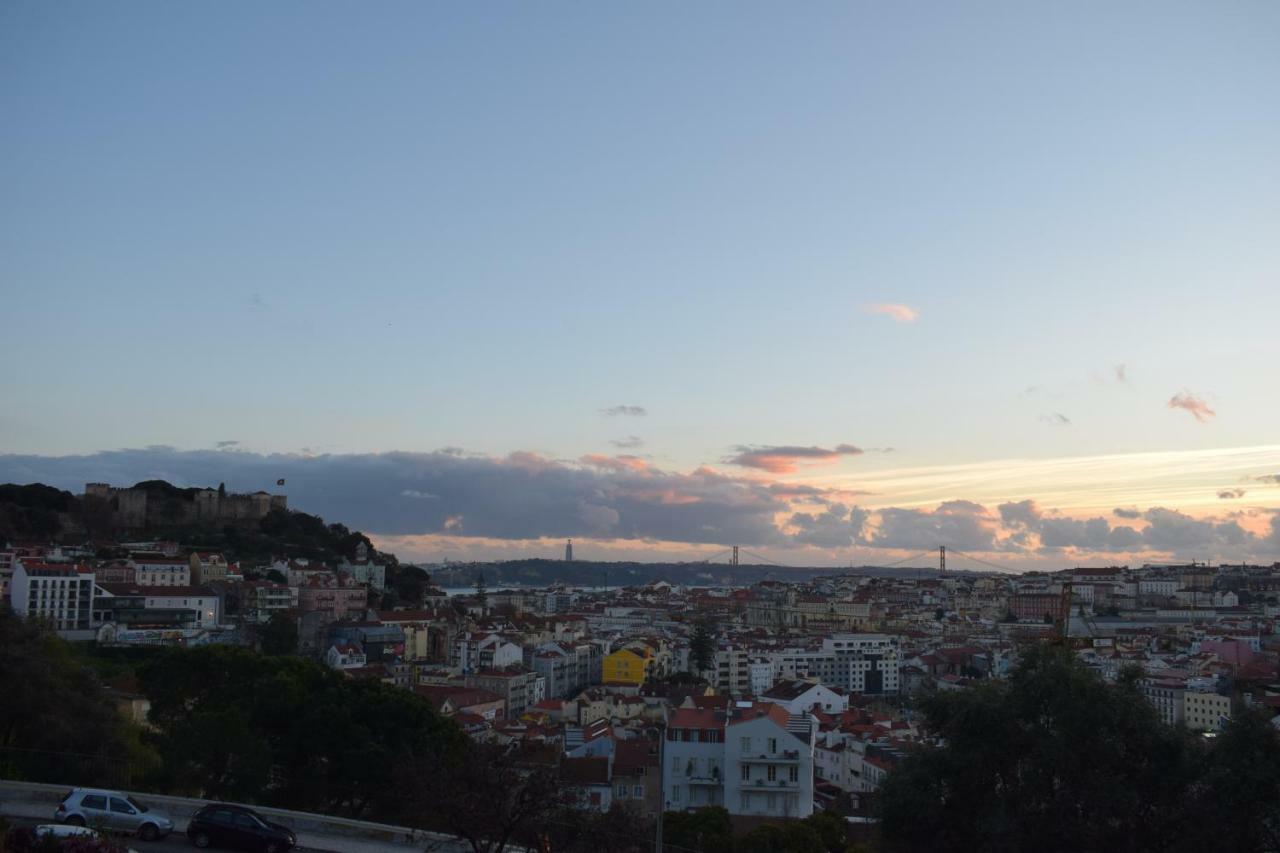 Elegant Riverview Apartment In Historical Lissabon Exterior foto