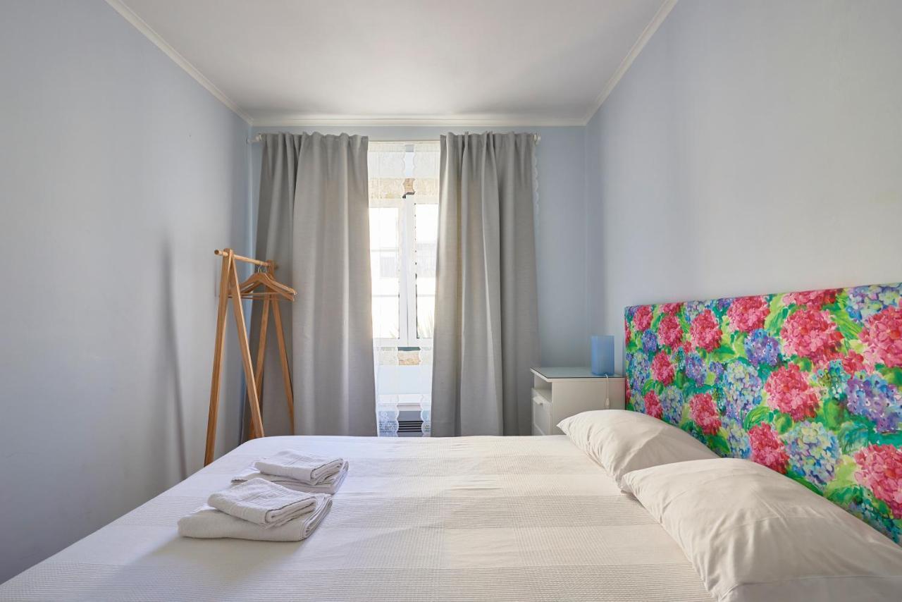 Elegant Riverview Apartment In Historical Lissabon Exterior foto