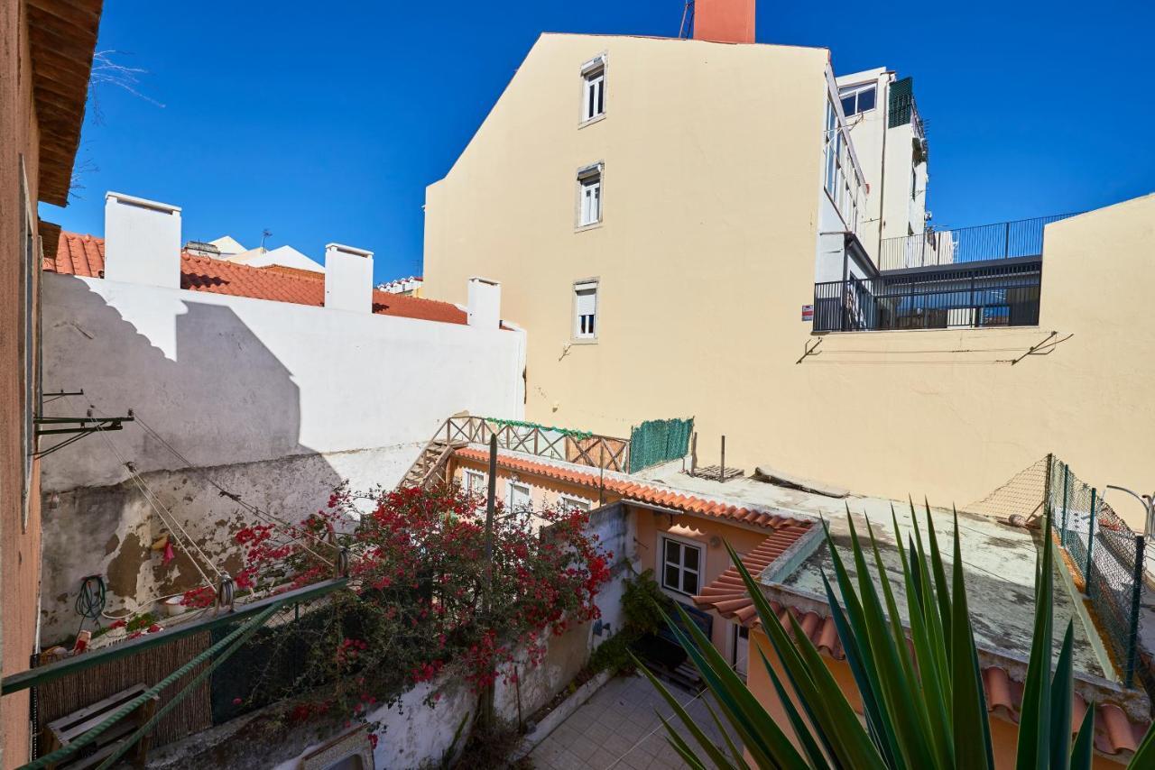 Elegant Riverview Apartment In Historical Lissabon Exterior foto