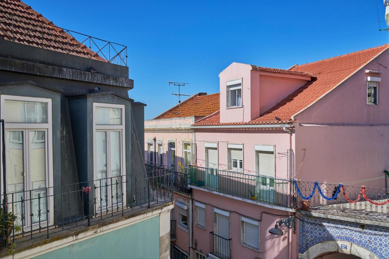 Elegant Riverview Apartment In Historical Lissabon Exterior foto